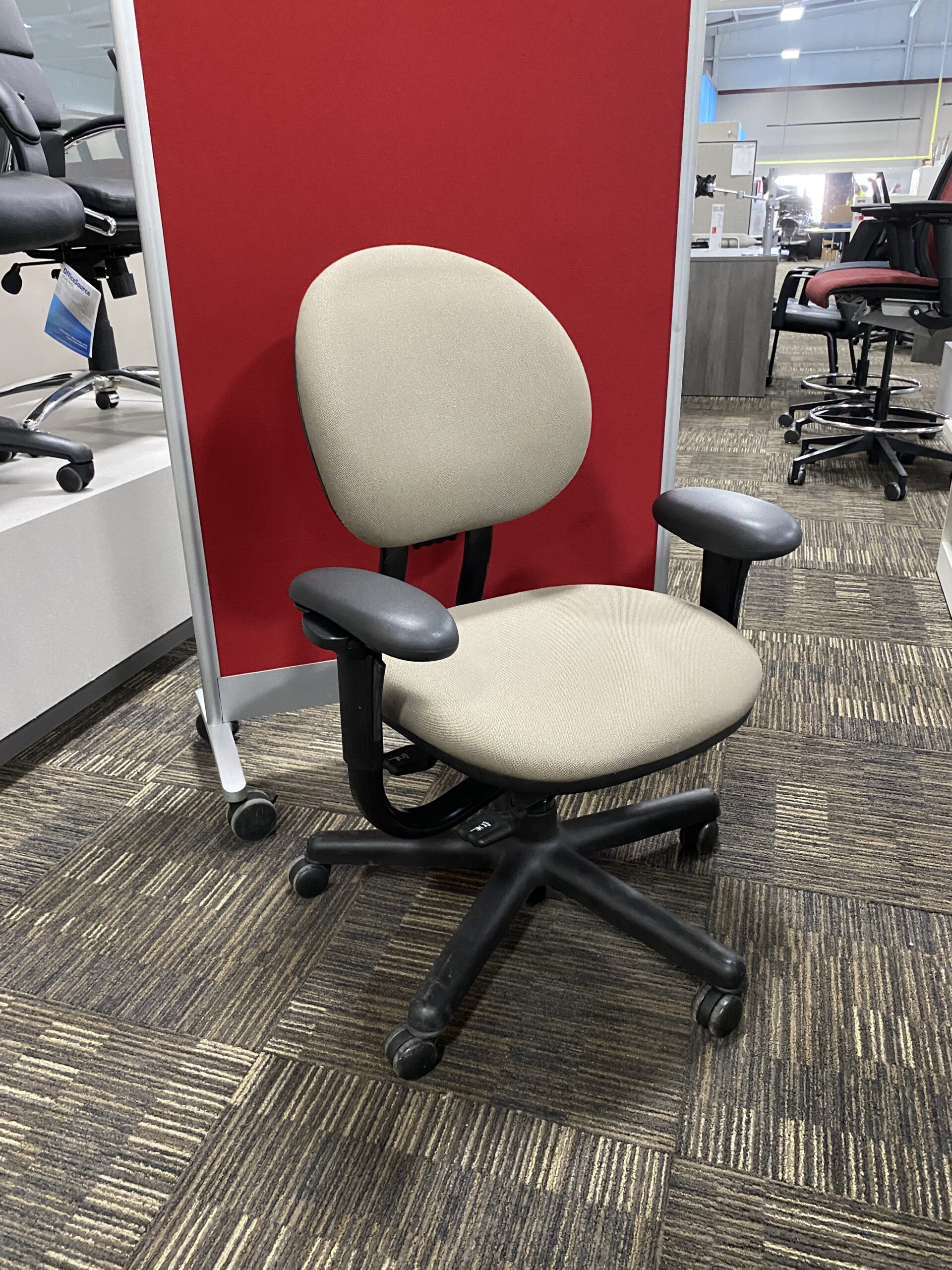 https://ofr-inc.com/wp-content/uploads/2023/03/1787-SC-Criterion-desk-chair-1-scaled.jpg