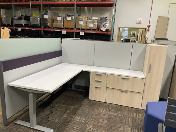 Used Steelcase Answer Cubicle with Frosted Glass - Image 2