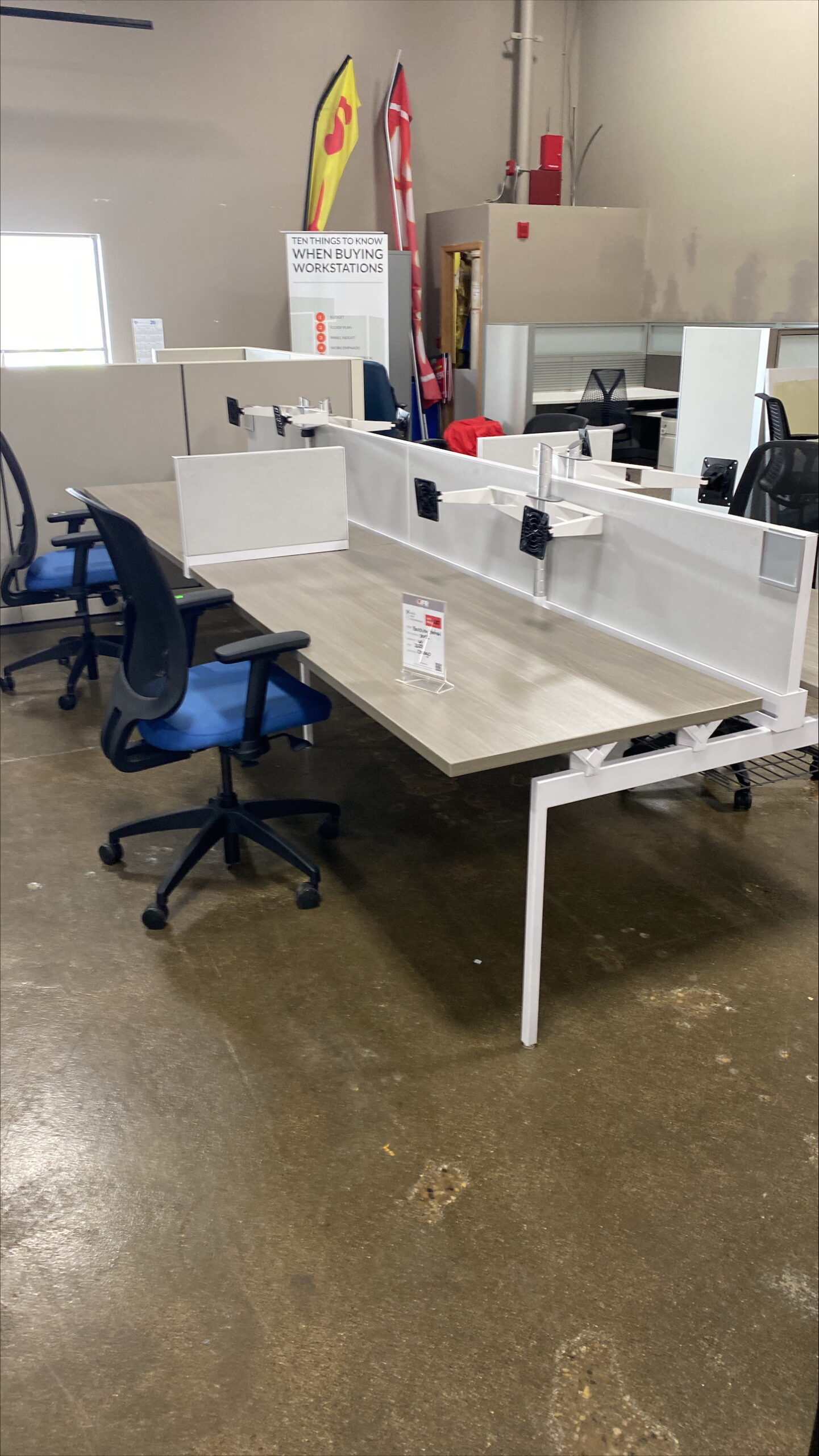 Used Knoll Benching Station