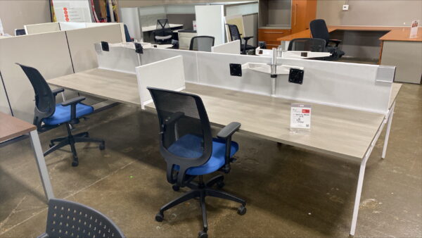 Used Knoll Benching Cubicle - Image 2
