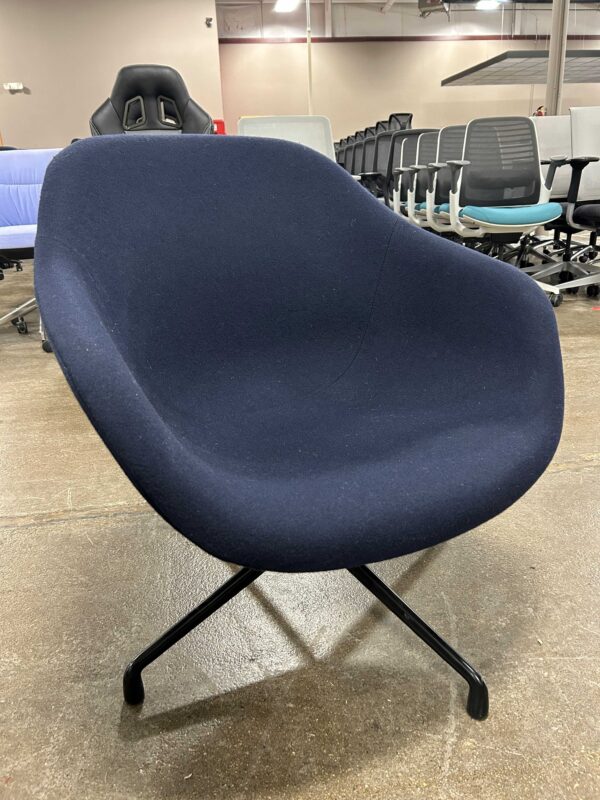 Used Swivel Lounge Chair