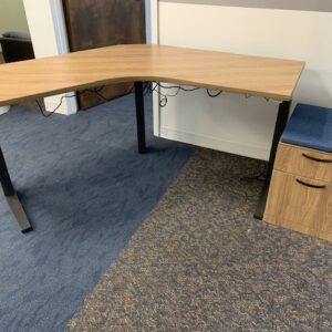 Recycled Corner adjustable height desk