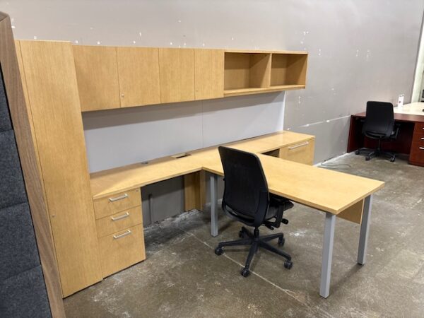 Used OFS Veneer Desk - Image 7