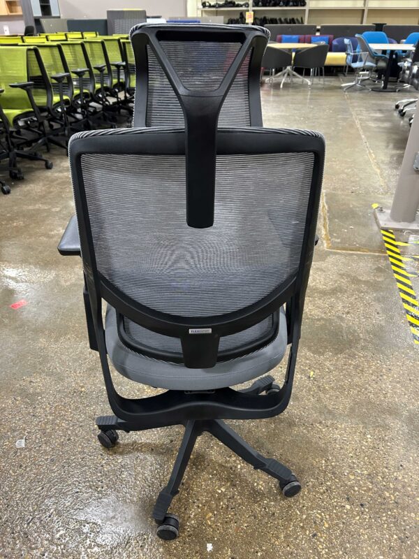 Used Mesh Back Computer Chair with Headrest - Image 2