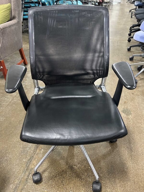 Used Vitra Meda Conference Chair - Image 2