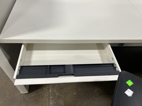 Used Allsteel Terrace 6x6 Cubicle - Image 6