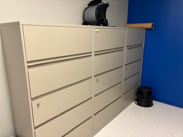 Steelcase 5 Dr