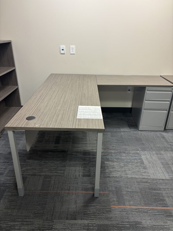 Used Global L Shape Desk - Image 2