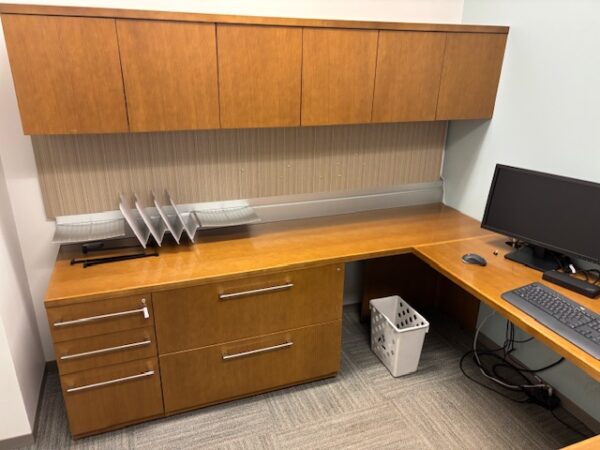 Used Gunlocke U Shape Desk with closed overhead storage - Image 2