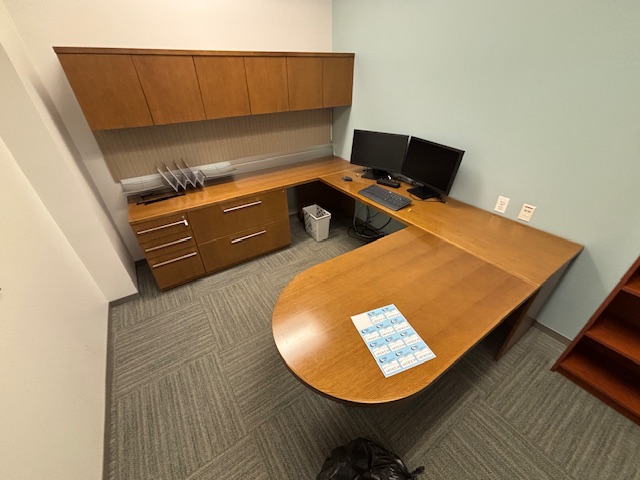 Gunlocke U Shape Desk closed Overhead