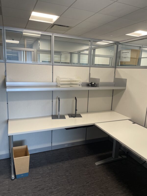 Used Steelcase Glass Silding Door Brown Cubicle - Image 4