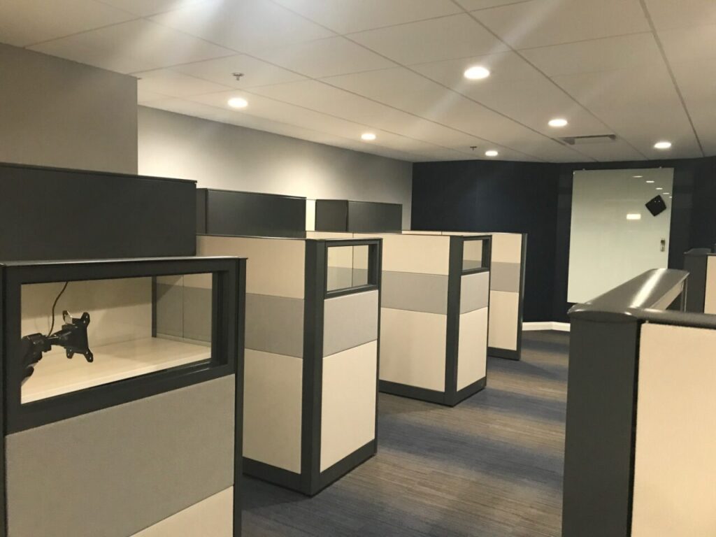 Steelcase Answer refurbished cubicle, used workstation