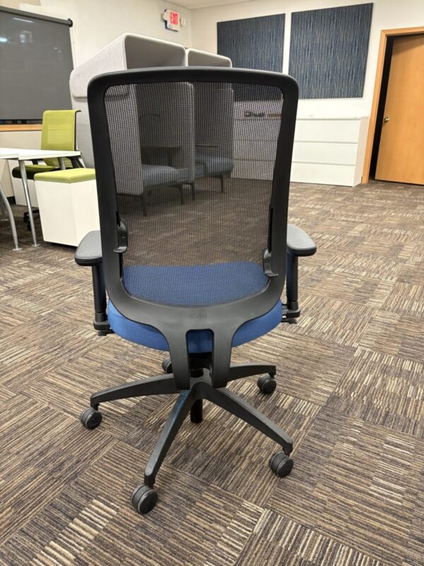 Used Allsteel Access Desk Chair - Image 4