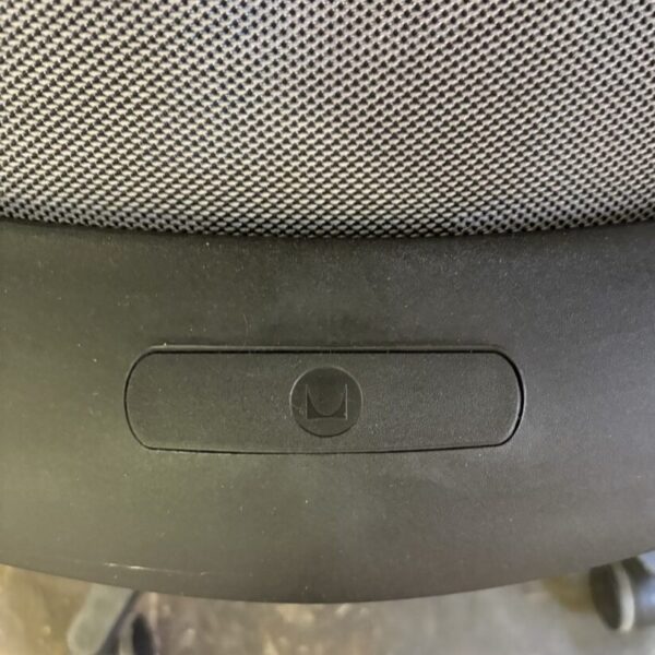 Used Herman Miller Lino Chair - Image 3