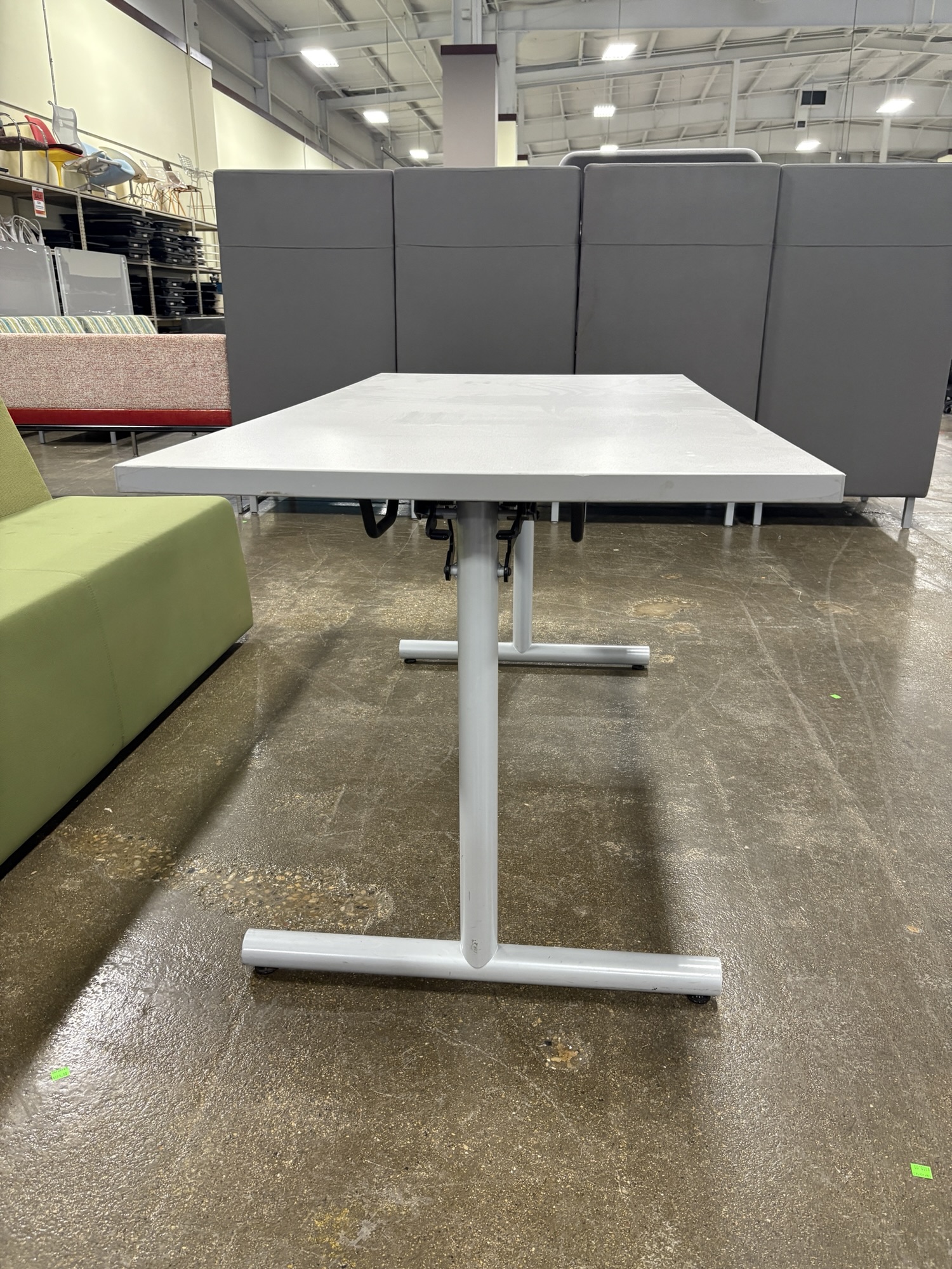 Used 30"x60" Rectangular Table in White - Image 3