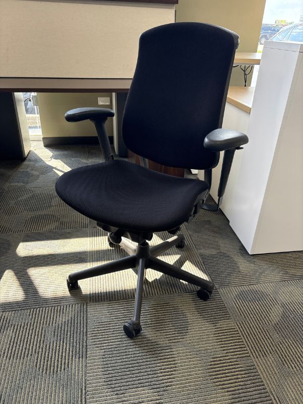 Used Herman Miller Celle Desk Chair - Image 4