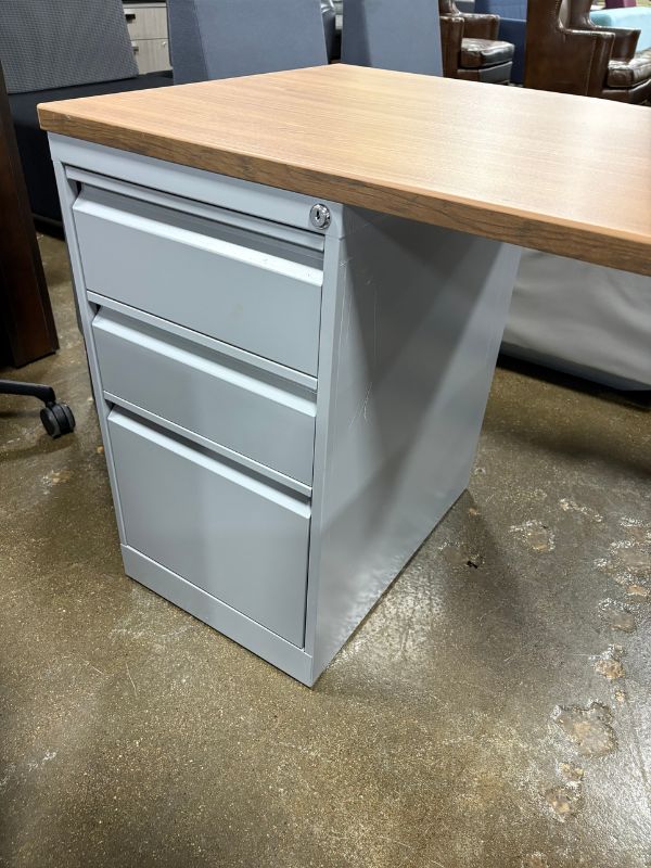 Used Global L-Shape Private Office Desk
