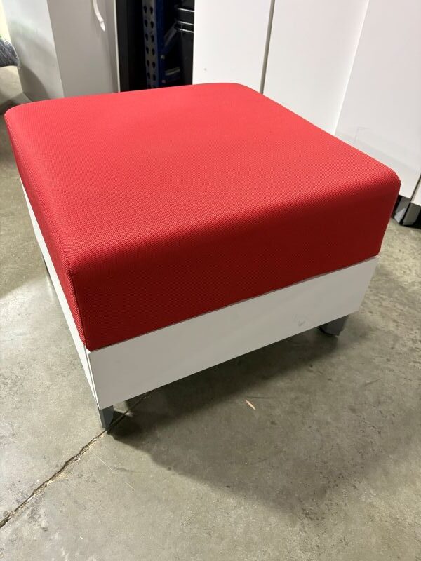 Allsteel Involve ottoman