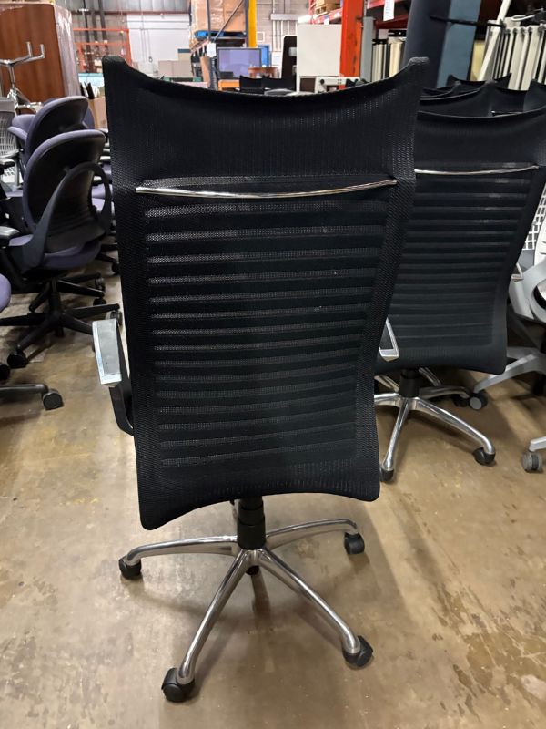 Used Source International Purl High Back Conference Chair - Image 3